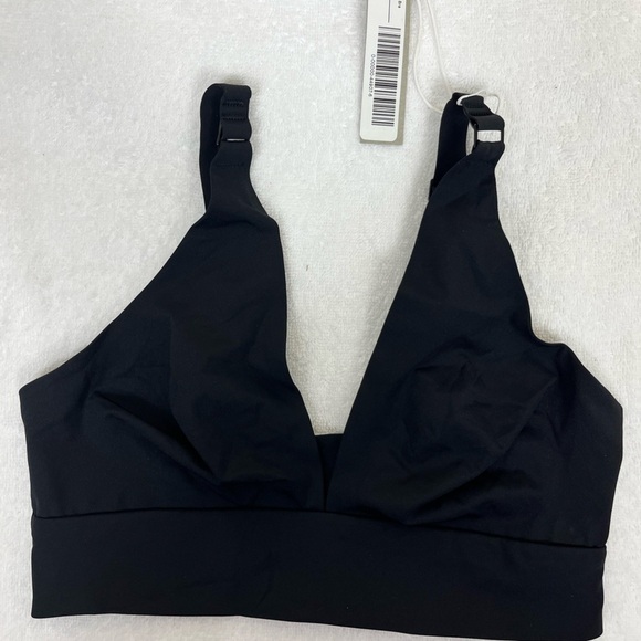 NWT Everlane The Invisible V Neckline Seamless Cup Adjustable Strap Bra Black - Picture 6 of 13